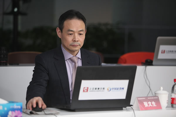 董事长,总经理 张文生 先生与投资者交流倍加洁集团股份有限公司 董事